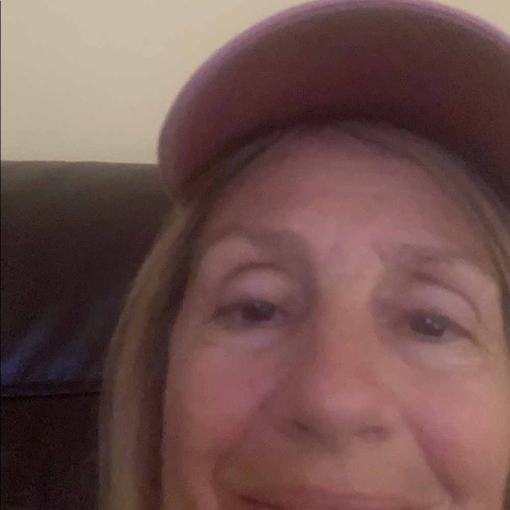 Meet your Posher, Donna